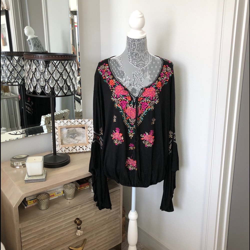 Free People batwing peasant top